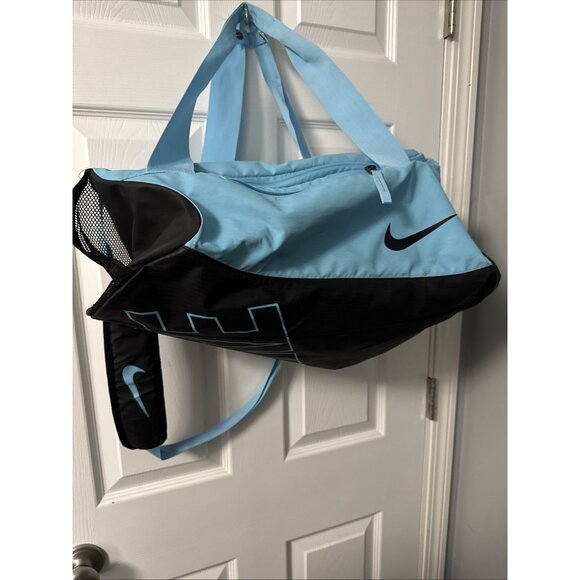 Nike Alpha Adapt Crossbody Training Duffel Bag Black Adjustable Carry Strap - Picture 2 of 13